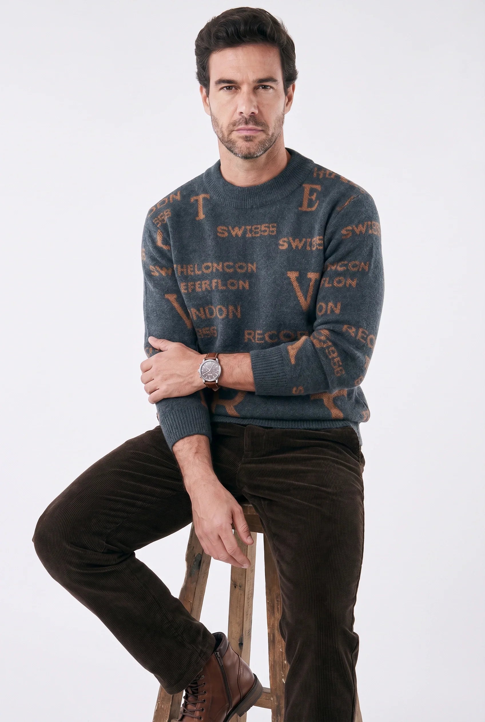 Oversized Herrenpullover mit Mock Neck
