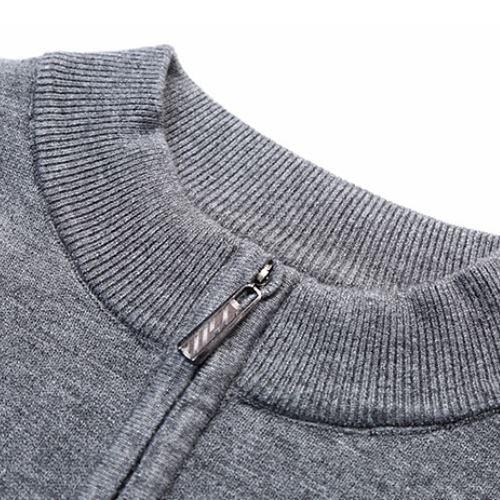 Herrenpullover mit halbem Reißverschluss und Stehkragen