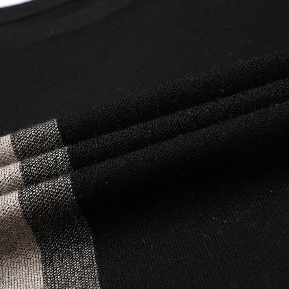 Herrenpullover Atlas mit geometrischem Muster